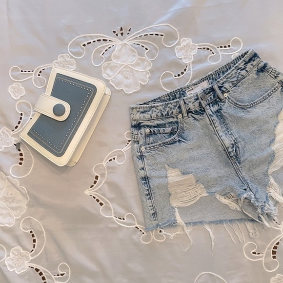 Garage Highrise Denim Shorts - Picture 2 of 7